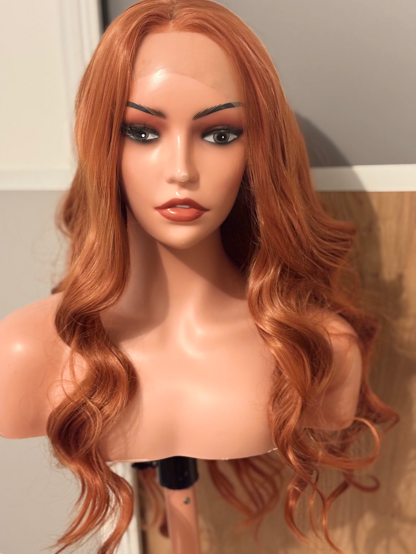 Lola Perruque ultra glamour
